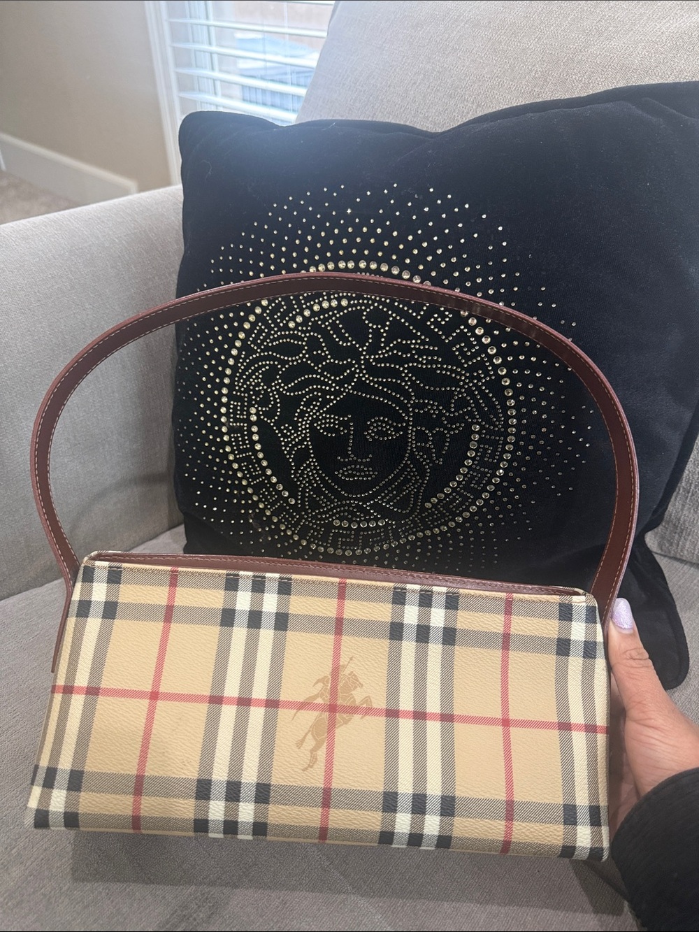 Authentic Burberry Classic Plaid nova check Shoulder Bag in Beige and Brown - Picture 2 of 9